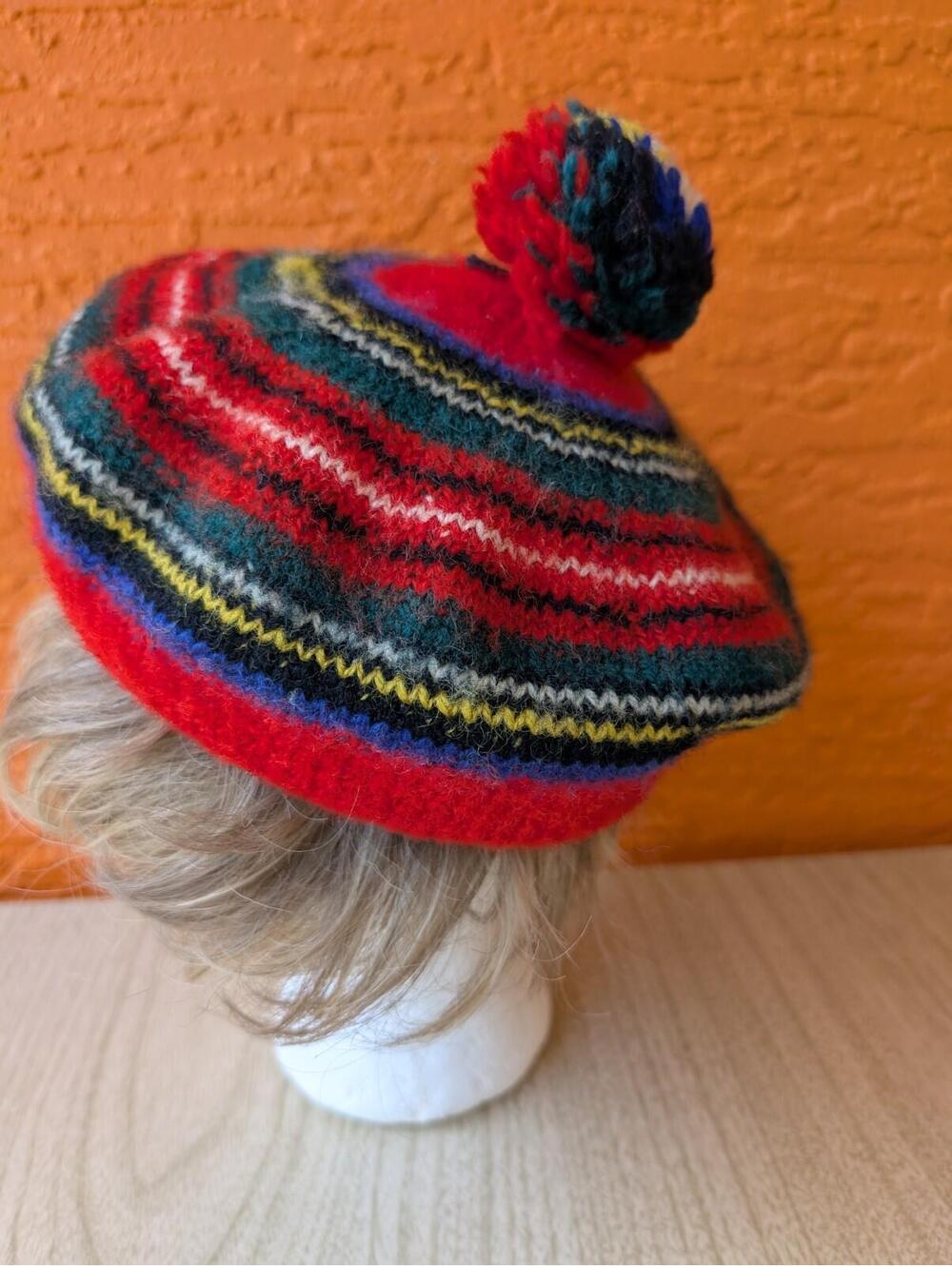 Scotland 100% Wool Beret Hat Vtg Multi-Color Vtg Vintage Yarn Crocheted Knit Tam